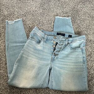 Lucky Brand Light Wash Skinny Jeans